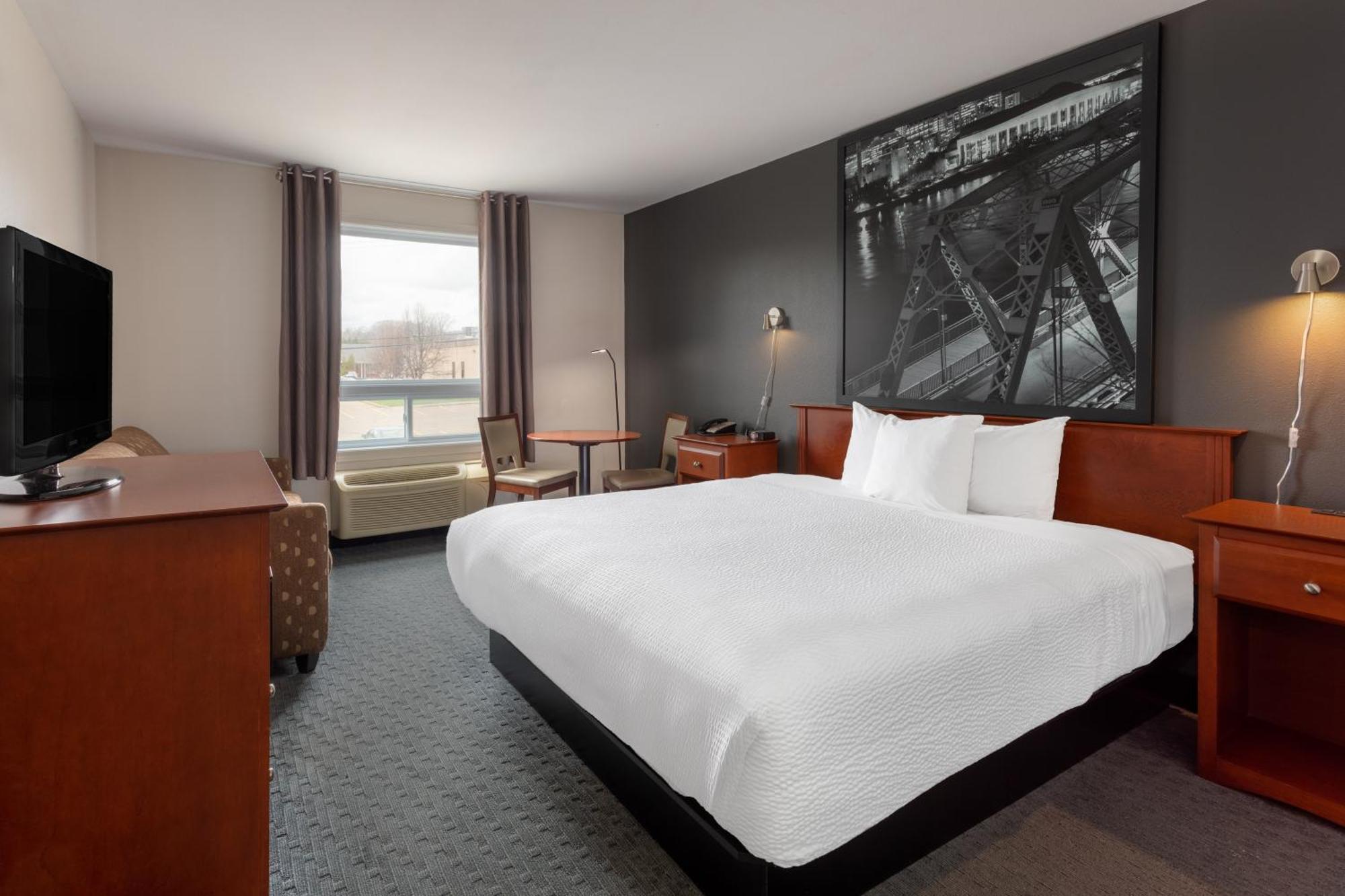 Super 8 By Wyndham Trois-Rivieres Hotel Bagian luar foto